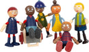 small foot Biegepuppen-Familie Diversität, 6 Puppen aus Holz unterschiedlichen Alters, Geschlechts und Hautfarbe, 12396
