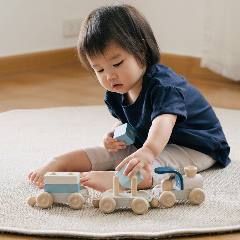 Stapelzug-Trio / Stacking Train Trio - Orchard