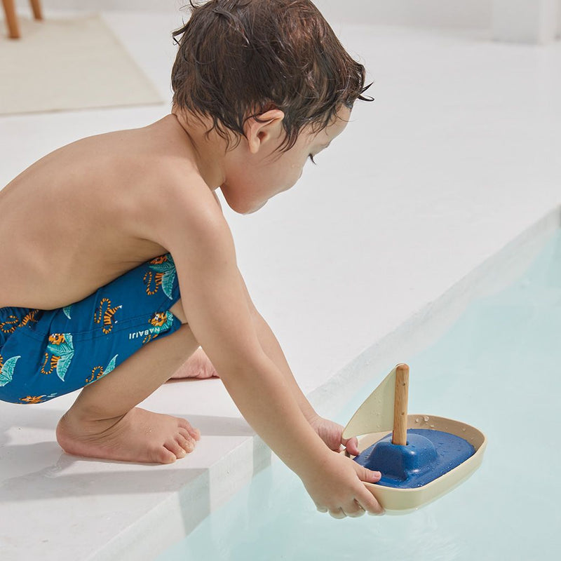 Segelboot für die Badewanne