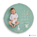 Sophie la Girafe – 2-in-1 doppelseitige Weckmatte – Spielmatte – Bühnenalter-Fotomatte – Aktivitätsset für Kinder – abnehmbare Bögen mit lustigen Aktivitäten