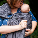 Hoppediz Ring-Sling, Baby-Tragetuch ab Geburt, 100 % kbA-Baumwolle, Design Amsterdam black