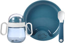 Mepal – Baby 3er Geschirrset Mio – Inklusive auslaufsicherem Trinkbecher, Lernteller & Lernlöffel – Spülmaschinengeeignet & BPA frei – 3er Set – Deep blue