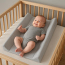 Rotho Babydesign Wickelauflage Keil (50 x 70 cm) - wickelauflage - wickeltischauflage - abwaschbar - wickelmatte - wasserdicht - grau