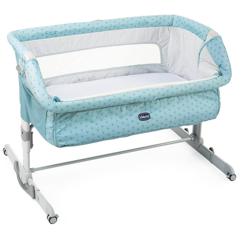 Chicco Next2Me Dream Beistellbett Babybett mit Matratze, Schaukelfunktion, Faltbare Seite, Höhenverstellbar, Netzfenster, 4 Rollen und Transporttasche