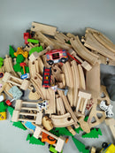 Konvolut BRIO Holzeisenbahn Züge ca. 2 kg, ab 3 4 5 Jahre