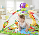 Fisher-Price Musikalisches Spielcenter Dschungeltiere für Kinder – Spielzeug – mit Musik, Lichtern, Geräuschen und waschbarer Decke – Geschenk für Babys ab 0 Monaten (Mattel GXC35)