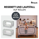 hauck Reisebett Sleep N Play Go Plus, Dusty Mint - Baby Kinderreisebett mit Rädern, Tragetasche, Faltboden und Großen Schlupf zum Spielen - ab Geburt bis 15 kg - Klein Zusammenklappbar