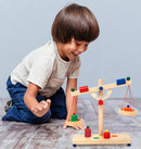 small foot 4592 Balkenwaage / Kinderwaage aus Holz, Zubehör für Kaufmannsladen, inkl. Gewichten