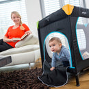 hauck Kinderreisebett Sleep N Play Go Plus mit Transporttasche, Rädern, Schlupf zum Spielen, Klein Zusammenklappbar, Baby Reisebett Kleinkind ab Geburt bis 15 kg (Multicolor Black)