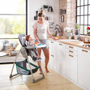 hauck Hochstuhl mit Babyliege Sit N Relax 2in1 ab Geburt bis 15 kg, Höhenverstellbarem Gestell mit Rollen, XL Korb, Essbrett, Klappbar, Verstellbar, Spielebogen (Hearts)