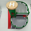 Brio Parkhaus mit Helikopterplattform