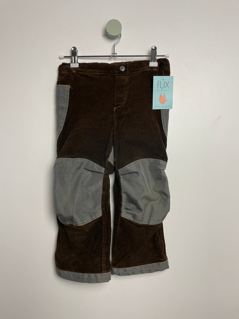 Corduroy trousers with reinforcements • 98 • finkid