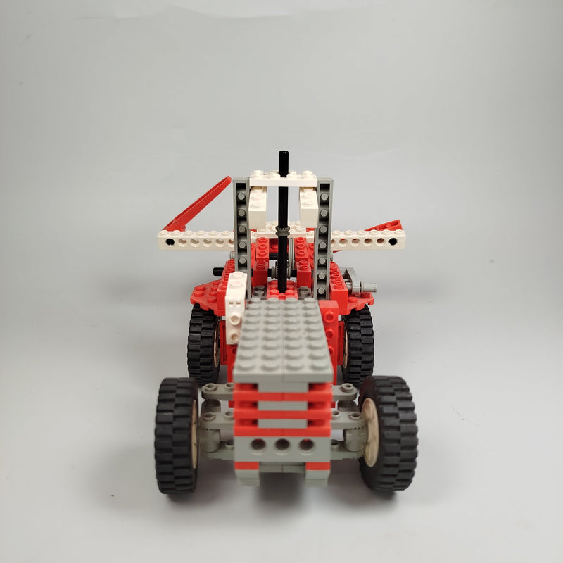 Lego Technic Traktor