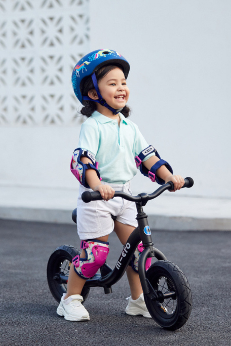 micro balance bike black