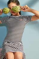 Bea Kleid in schwarz/weiss gestreift mit OUI Stickerei für Kinder 86/92 & 98/104