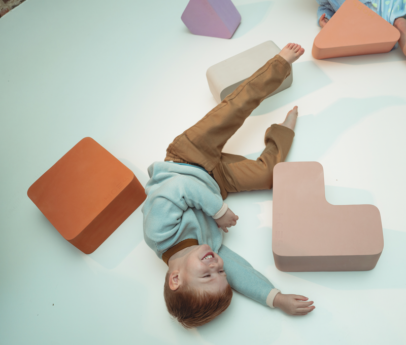 MOES – PLAYBLOCK EARTH "SQUARE" (EINZELSTEIN)