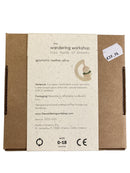 The Wandering Workshop Geometric Teether Olive Zahlungshilfe aus Holz