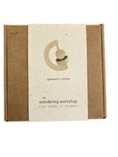 The Wandering Workshop Geometric Teether Olive Zahlungshilfe aus Holz