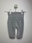 Nicki Hose • 56 • s.oliver