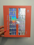 BUCHSTABENSTICKER • HOLO FLIEDER