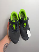 SNEAKER STAR RUNNER • Schuh 34 • NIKE