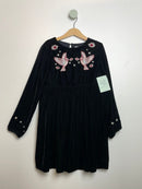 Dress velvet with embroidery - 134 -