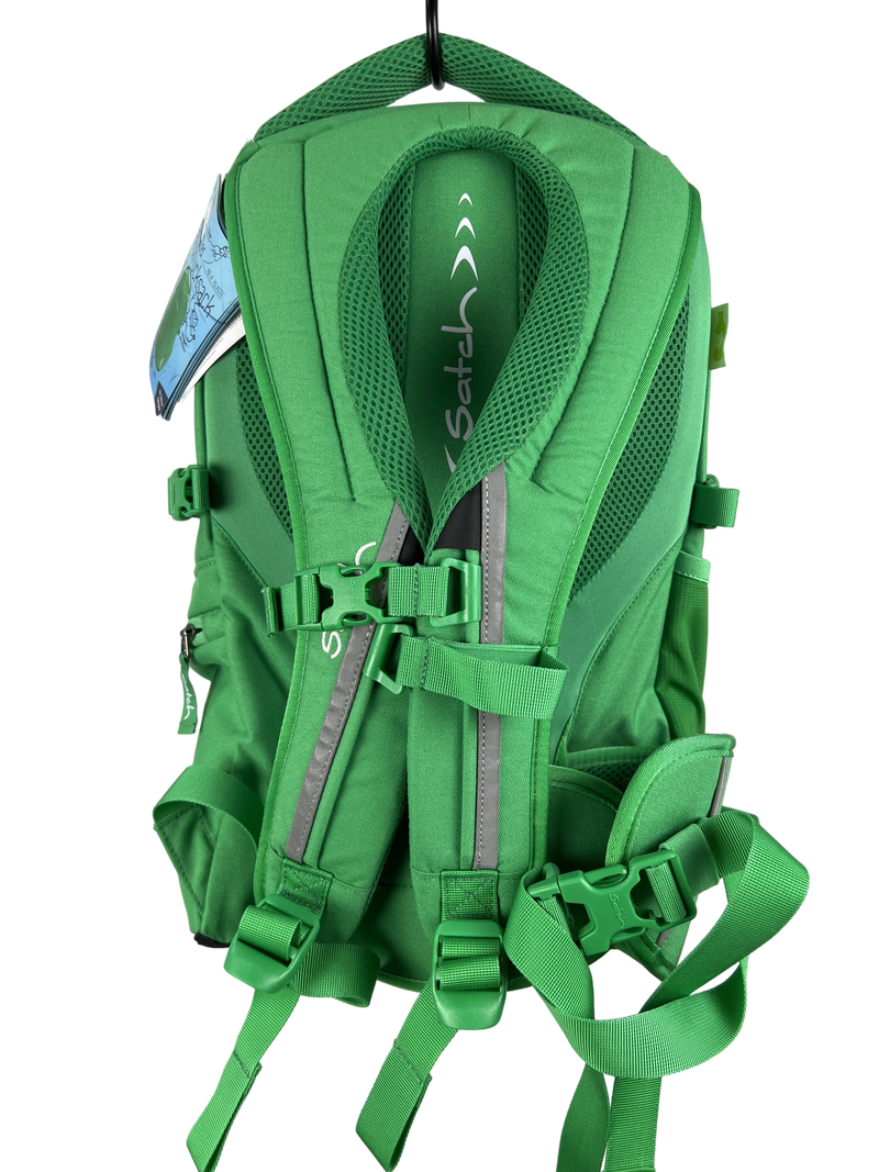 Satch Air school backpack (not adjustable in size)