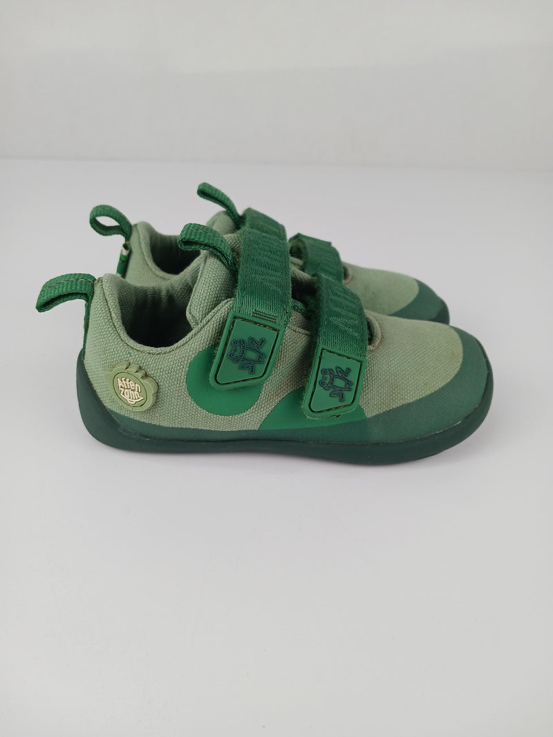 Klettschuhe Halbschuhe Schuhe Sneaker cotton lucky frog Front Image Second Hand