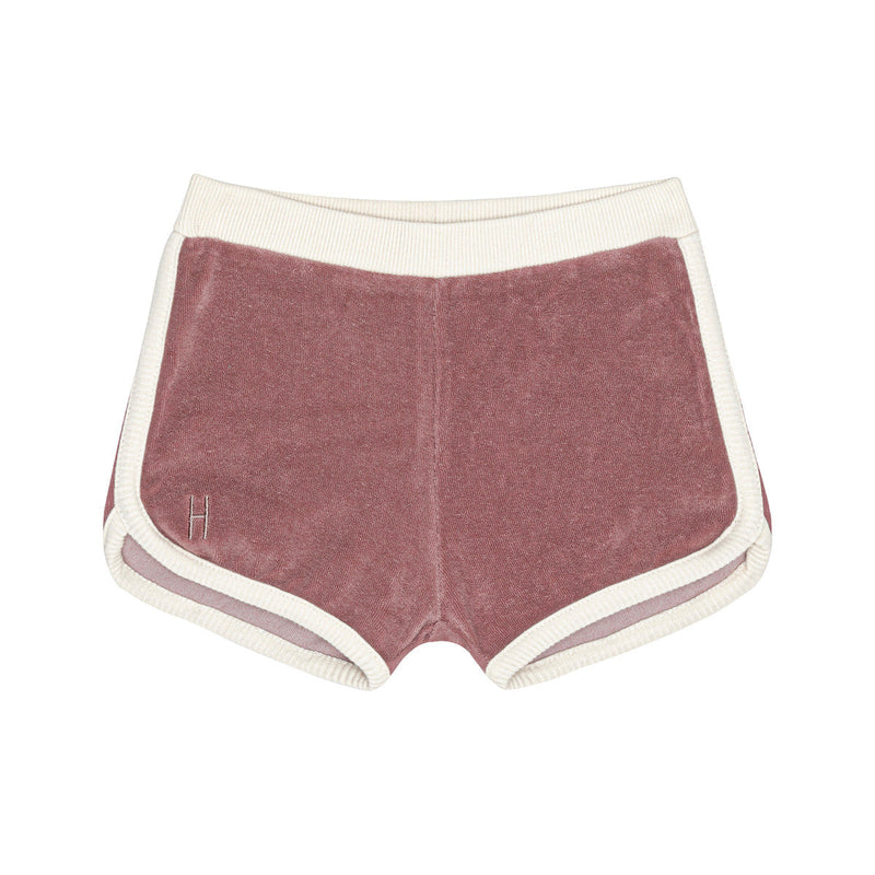 These Little Hedonist shorts are made from the softest organic babysweat you can imagine. This comfy sweatshorts has got a tight fit and a waistband with a thick rubber band.