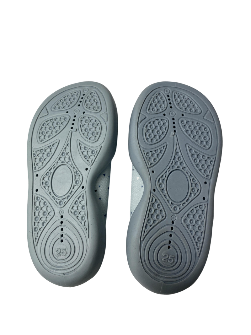 Badeschuhe Schuhe Hellblaue Badeschuhe Label Image Last Season