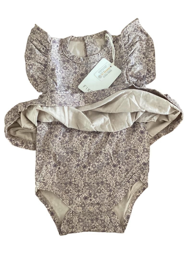 Kleider Kleider & Röcke Kleidung Kleid mit Blumen und Unterbody Fixoni Label Image Last Season