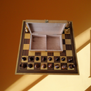 Schachspiel aus Holz