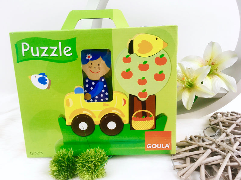 Goula wooden puzzle, 9 pieces, girl with car
