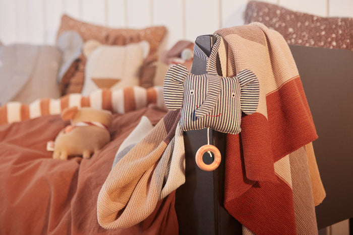 OYOY Erik Elephant Music Mobile Spieluhr Elefant