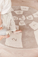 Oyoy Nautilus Hüpfspiel Teppich Größe  L112 x W100 cm Wolle/Baumwolle