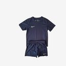 Nike Shirt + kurze Hose, Größe 104 -110