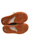 Nike Turnschuh helle Sohle 34 Schuhgröße