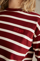 fr: Ophélie porte une taille M, en: Ophélie wears a size M, de: Ophélie trägt Größe M