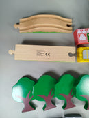 Dema Holzspielzeug Stadtset – Fahrzeuge & Zubehör