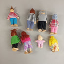 Puppenhaus Familie Set – 8 Spielfiguren aus Holz, beweglich