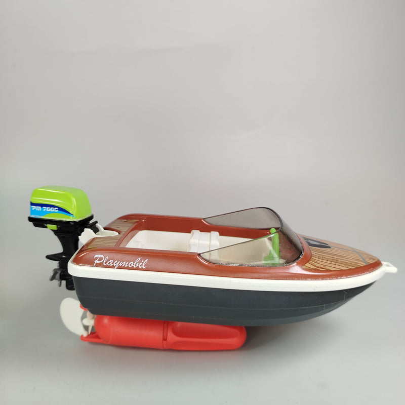 Playmobil Motorboot - Klassisches Design mit Außenbordmotor