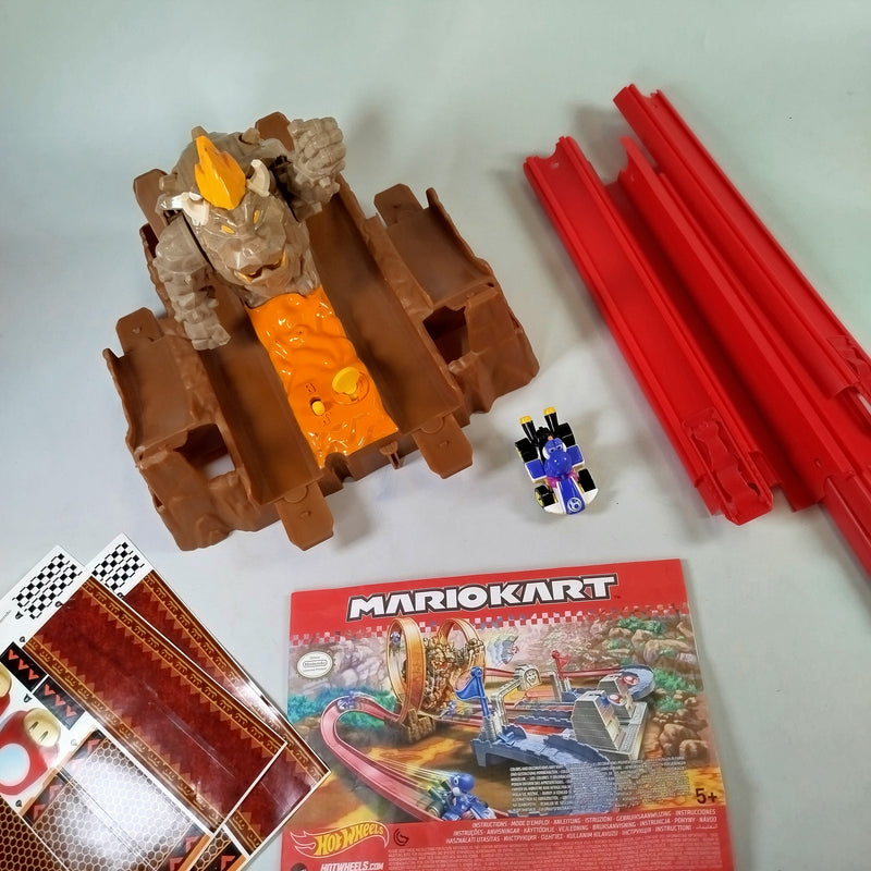 Hot Wheels Mario Kart - Bowsers Festung Trackset