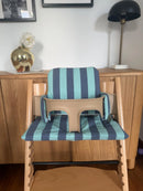 St. Tropez gestreiftes Kissen-Set, wasserdicht, kompatibel mit dem Stokke Tripp Trapp Hochstuhl – Blau