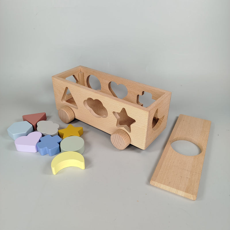 Aiden, Kindsgut Shape Sorter Truck & Formensortierbox auf Rädern