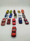 Spielzeugautos Set von 16 – verschiedene Modelle, gut erhalten