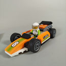 LEGO City 60322 Rennwagen – mit Figuren & Zubehör, neuwertig