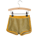 These Little Hedonist shorts are made from the softest organic babysweat you can imagine. This comfy sweatshorts has got a tight fit and a waistband with a thick rubber band.