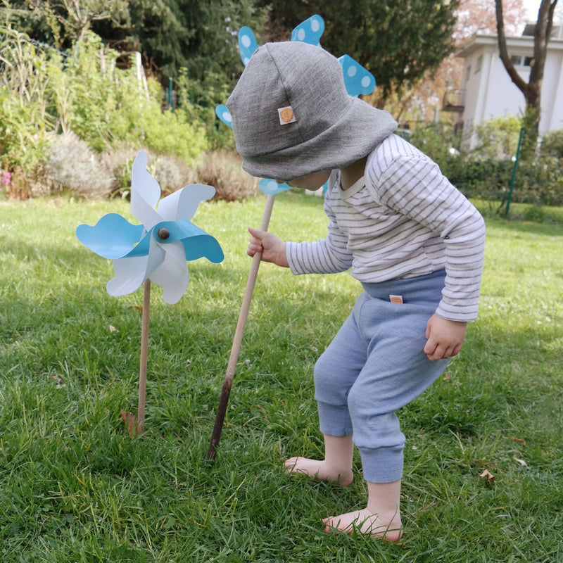 Sonnenhut für Babys und Kleinkinder aus Upcycling Wolle in deiner Wunschfarbe