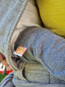 Tragestulpen Beinstulpen Babylegs in Grau Upcycling aus Wolle natürlicher Sonnenschutz im Sommer für Babys und Kleinkinder in der Trage - Jawoll Baby