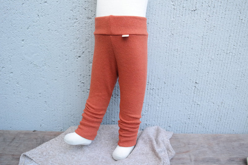 Wollwalk Outdoor-Hose für Babys & Kleinkinder 74/80 aus 100% Upcycling Wolle in Rost Orange